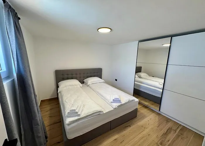 Monte R+luxury Villa Crveni Vrh