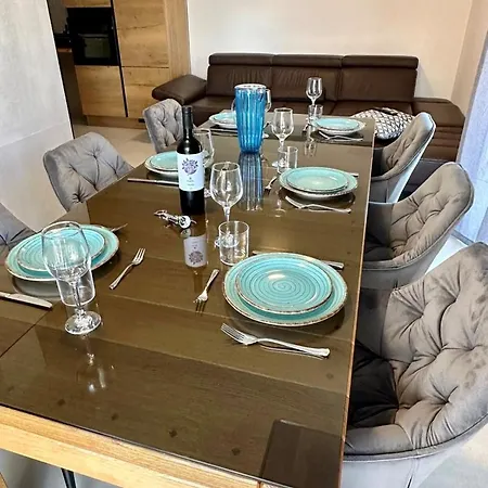 Villa Monte R+luxury