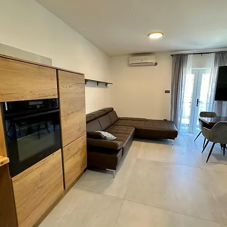 Villa Monte R+luxury