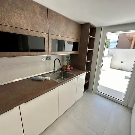 Villa Monte R+luxury