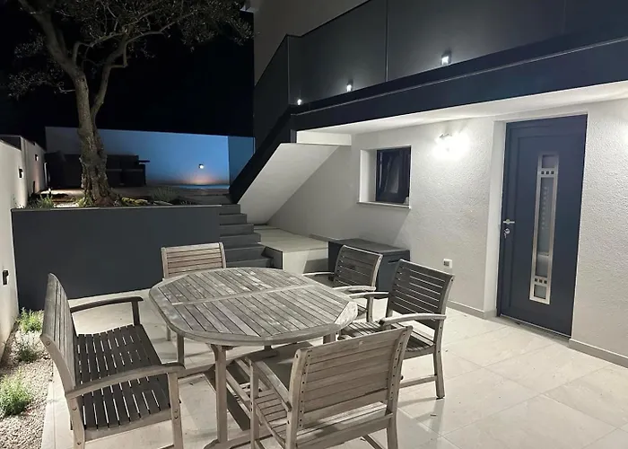 Villa Monte R+luxury